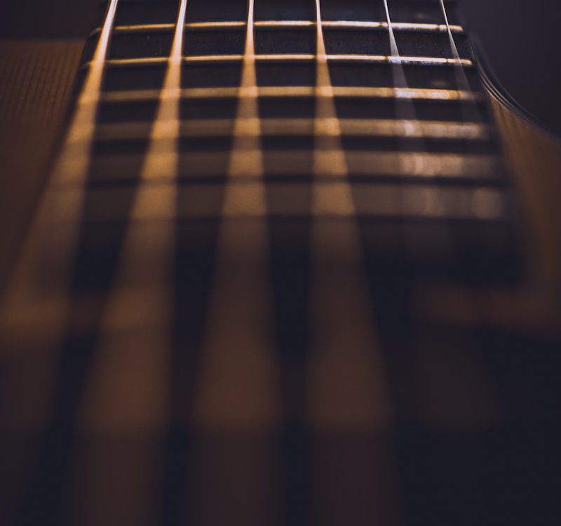 close-up photo of guitar strings